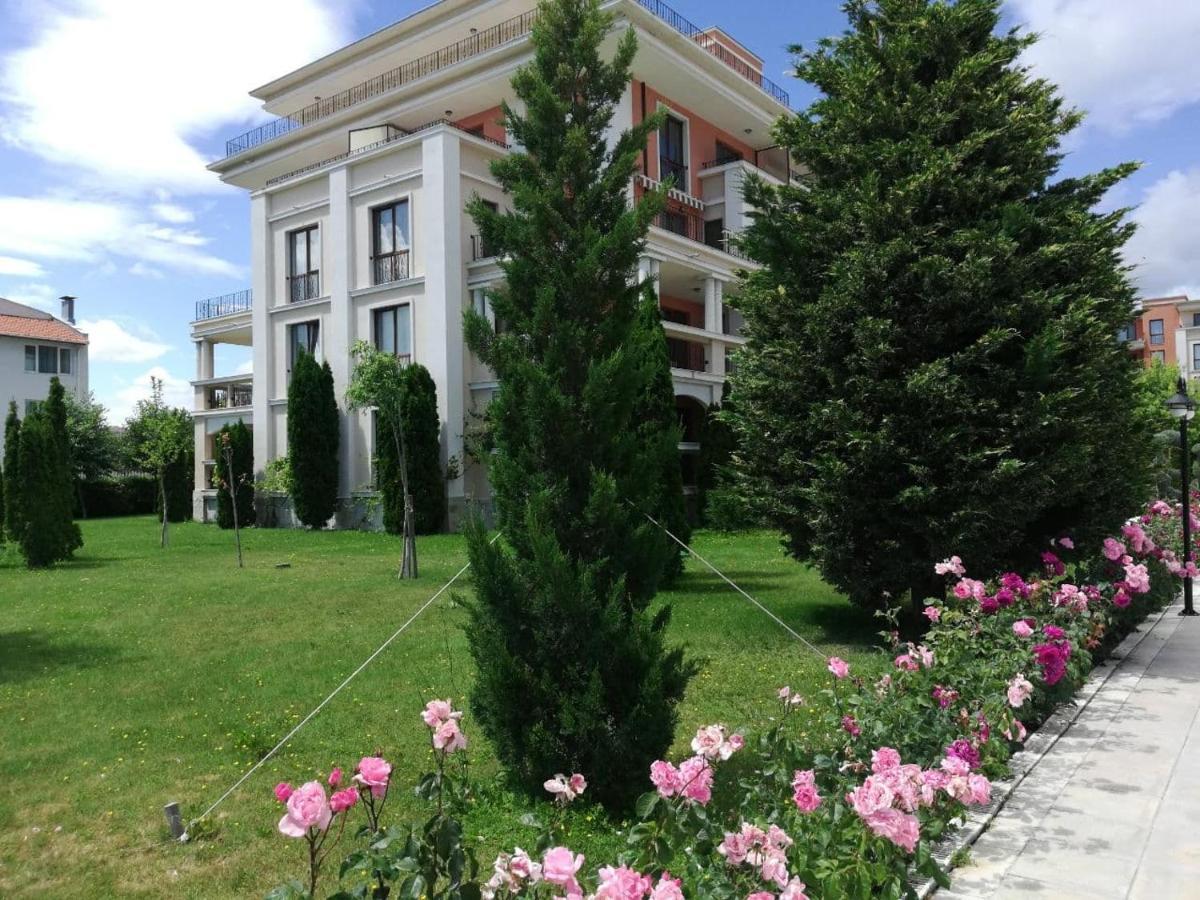 Sea View Apartment Prestige Fort Beach , Premier Fort Beach Свети-Влас Экстерьер фото