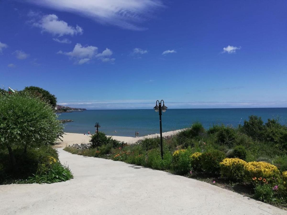 Sea View Apartment Prestige Fort Beach , Premier Fort Beach Свети-Влас Экстерьер фото