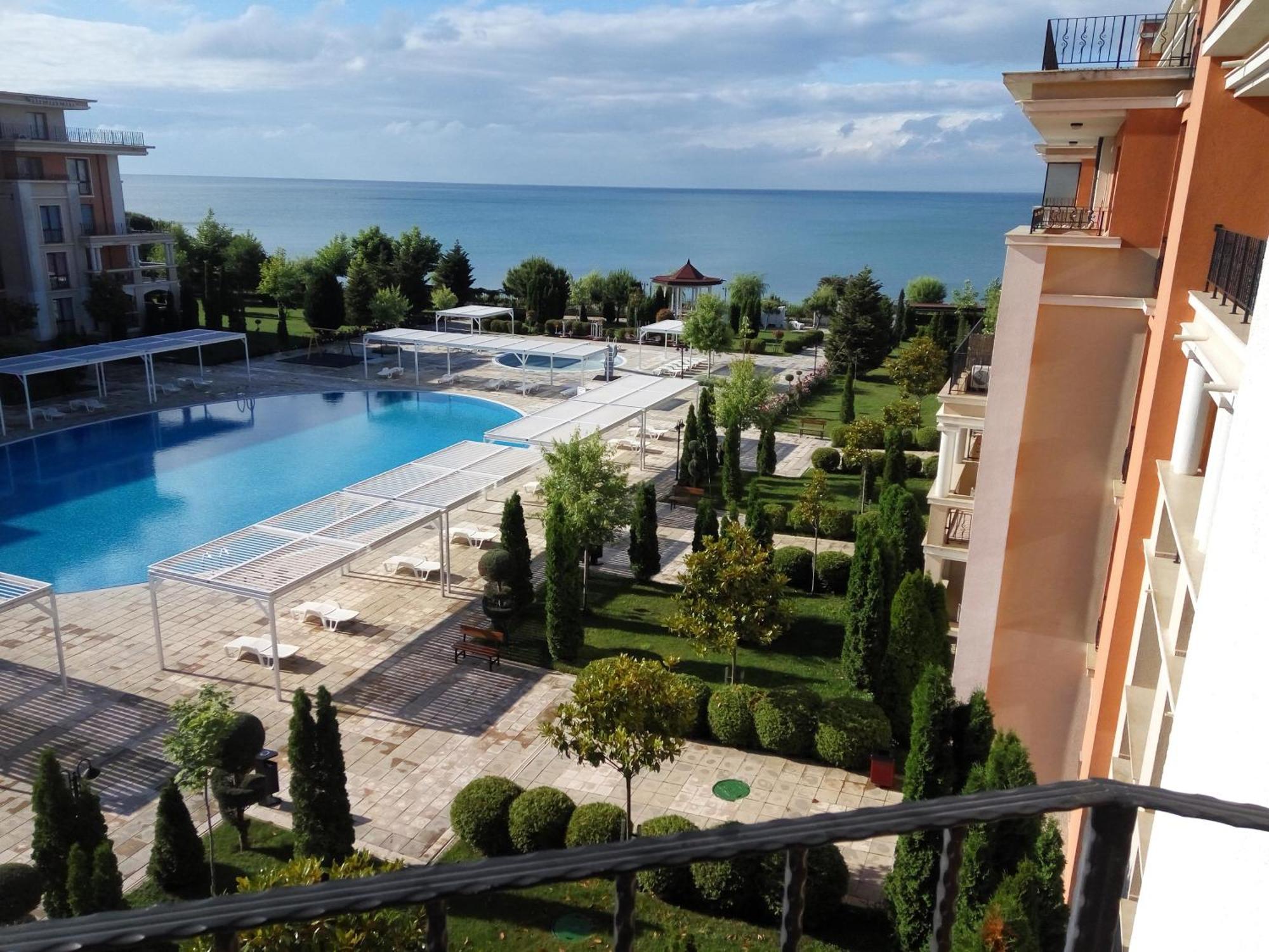 Sea View Apartment Prestige Fort Beach , Premier Fort Beach Свети-Влас Экстерьер фото